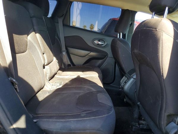 2015 JEEP CHEROKEE Latitude — PSRS