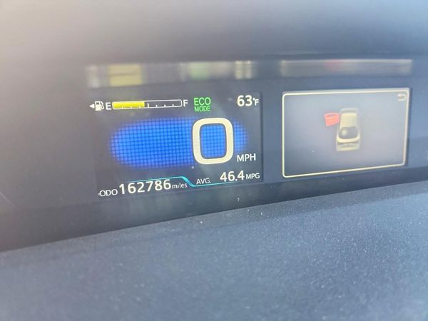 2019 TOYOTA PRIUS