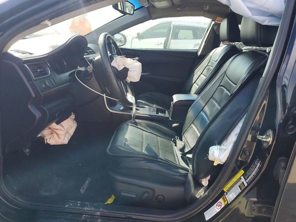 2016 TOYOTA CAMRY — DENT