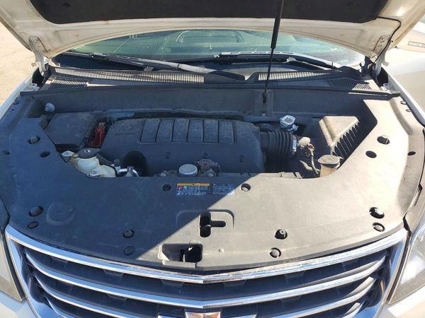 2015 CHEVROLET TRAVERSE 2LT — Engine bay