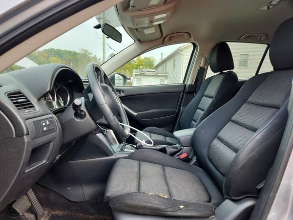 2013 MAZDA CX-5 Touring/GS — DENT