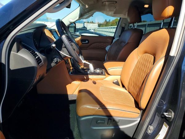 2020 INFINITI QX80 — DENT