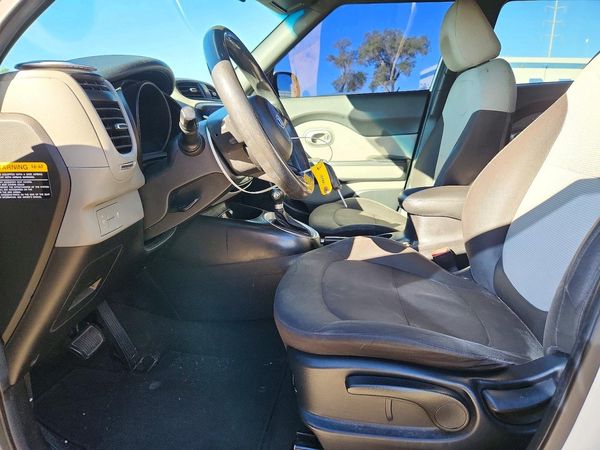 2016 KIA SOUL Plus — DENT