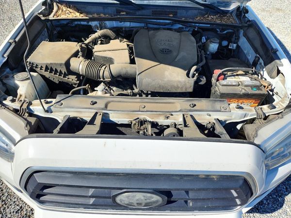 2020 TOYOTA TACOMA SR5 — Engine bay