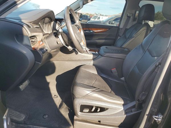 2015 CADILLAC ESCALADE Premium — DENT