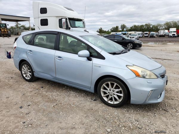 2012 TOYOTA PRIUS — Passenger 3/4
