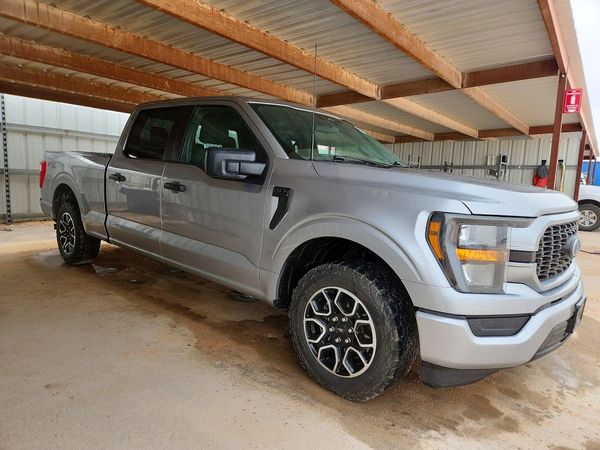 2023 FORD F150 SuperCrew — Passenger 3/4