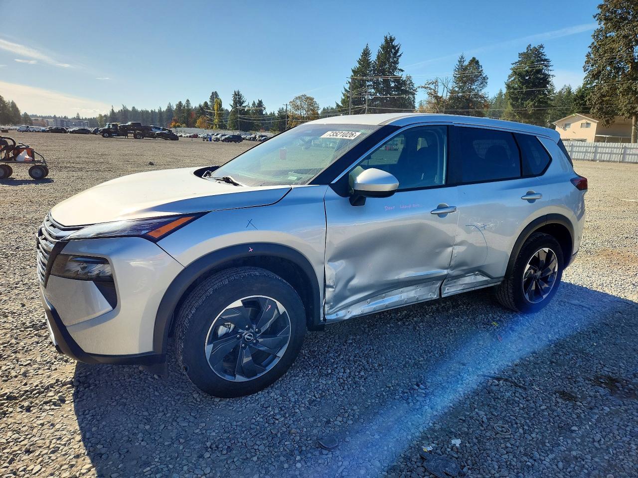 2024 NISSAN ROGUE SV — Front 3/4