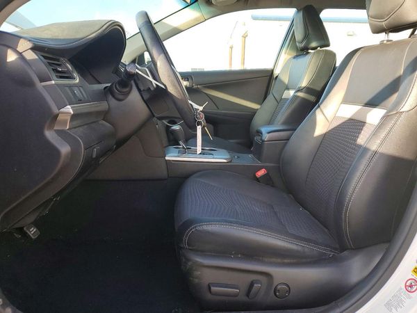 2014 TOYOTA CAMRY — DENT