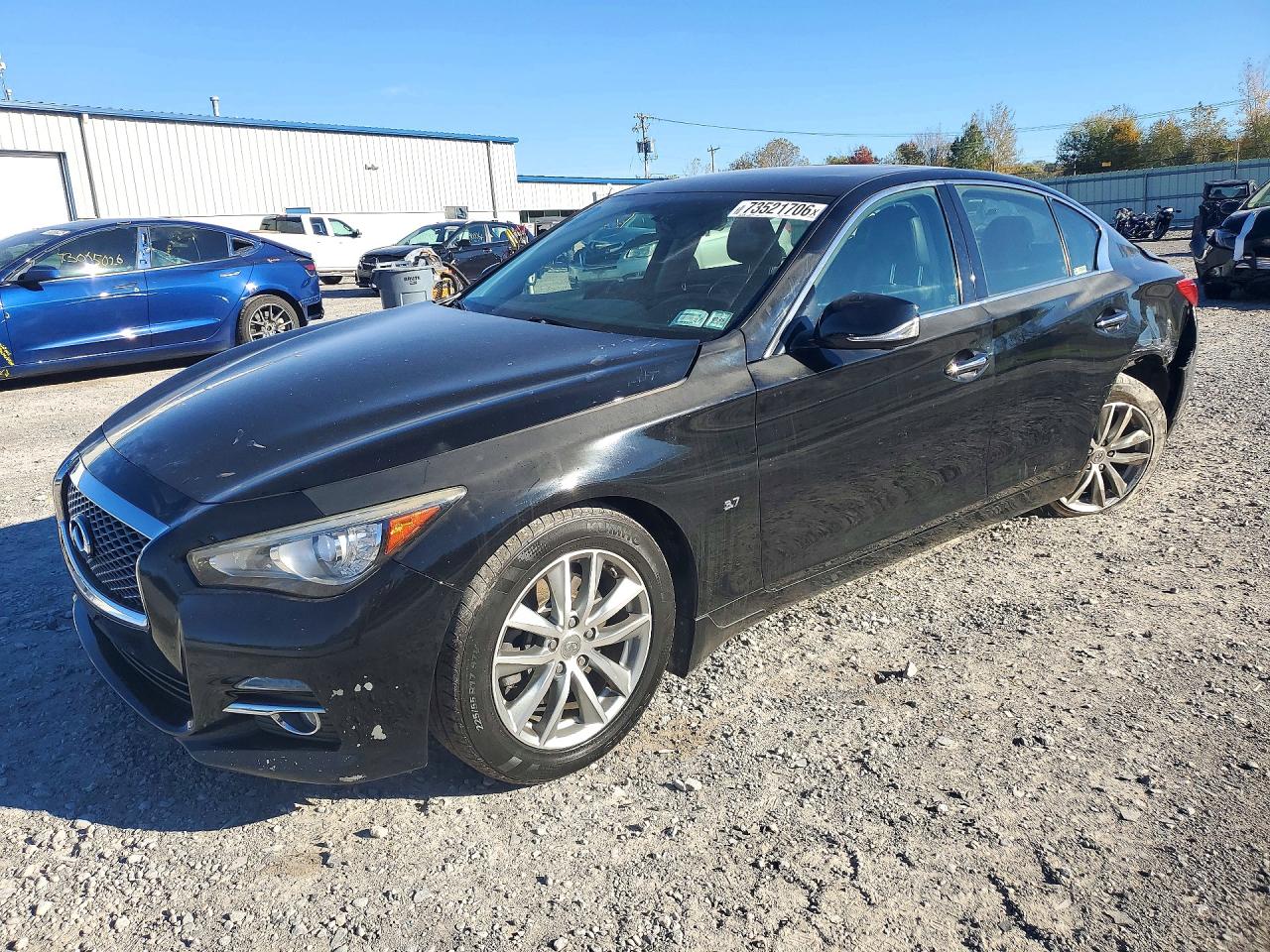2015 INFINITI Q50 — Front 3/4