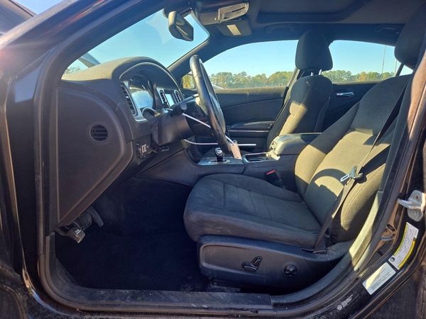 2014 DODGE CHARGER SXT — DENT