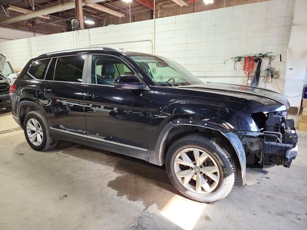 2018 VOLKSWAGEN ATLAS 4Motion SEL — Passenger 3/4