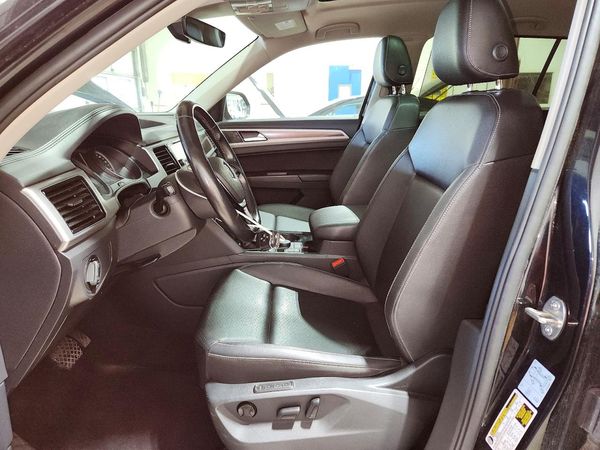 2018 VOLKSWAGEN ATLAS 4Motion SEL — DENT