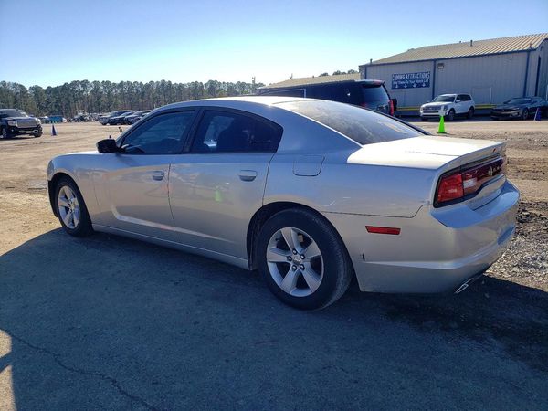 2012 DODGE CHARGER SE