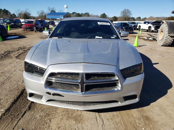 2012 DODGE CHARGER SE
