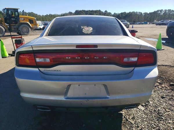 2012 DODGE CHARGER SE