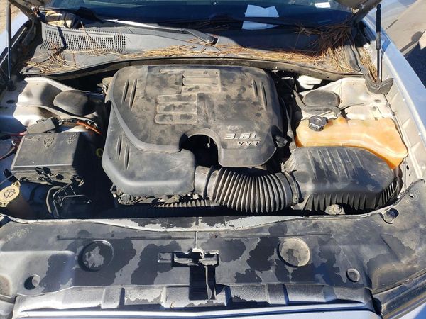 2012 DODGE CHARGER SE