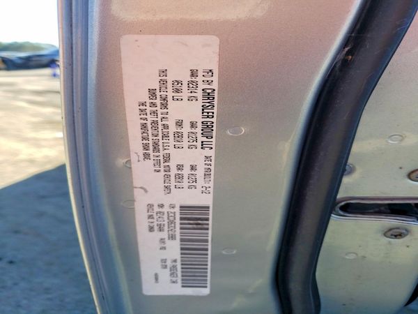 2012 DODGE CHARGER SE