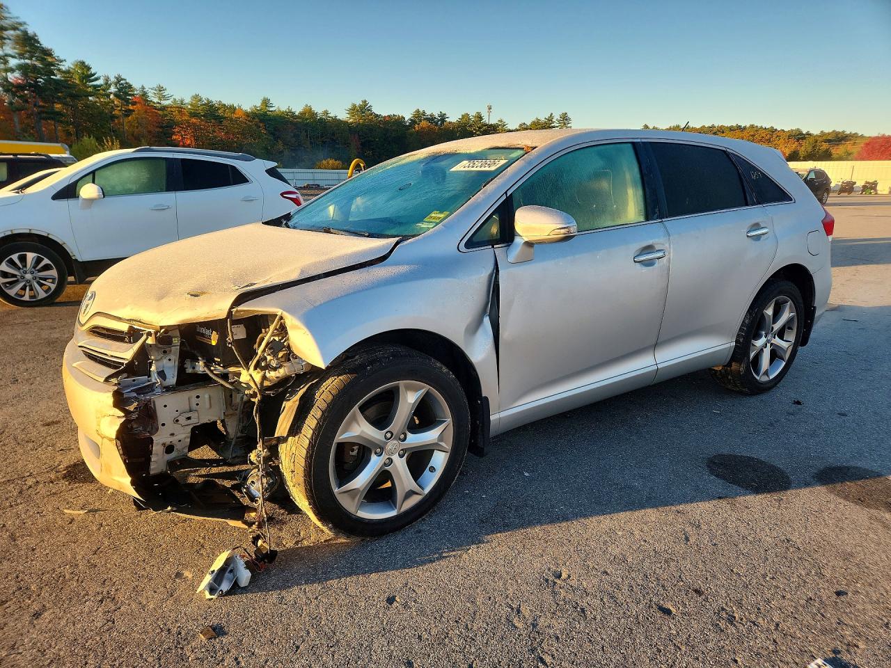2013 TOYOTA VENZA — Front 3/4