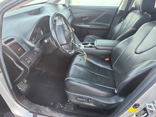 2013 TOYOTA VENZA — DENT