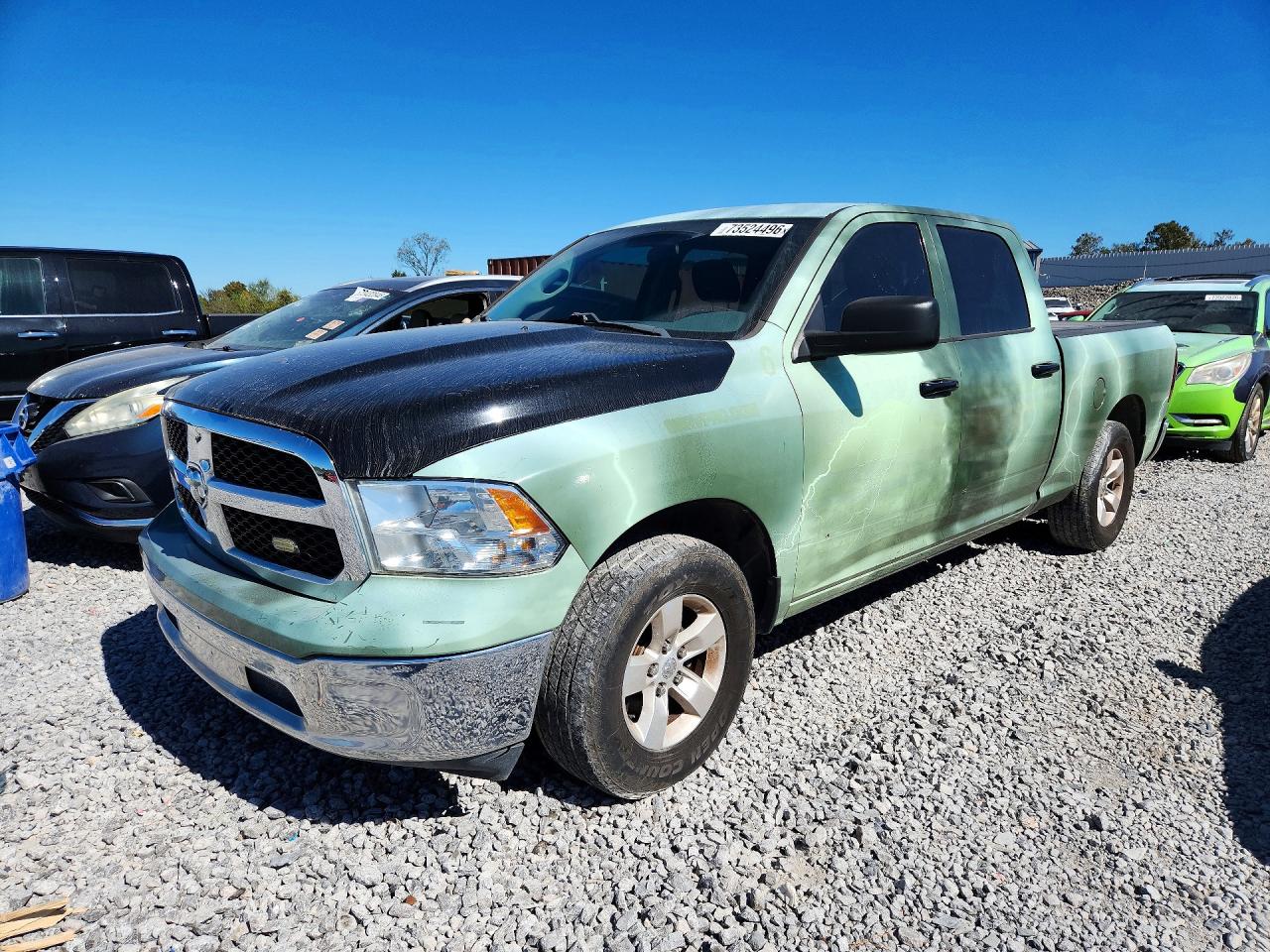 2019 RAM 1500 CLASSIC SLT — Front 3/4
