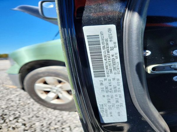 2019 RAM 1500 CLASSIC SLT — VINS