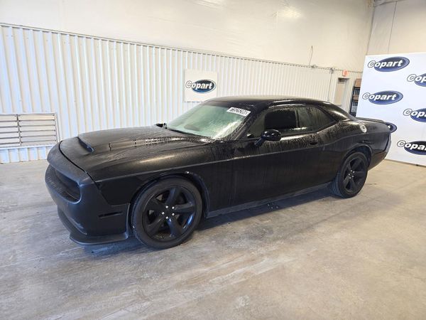 2014 DODGE CHALLENGER Base — Front 3/4
