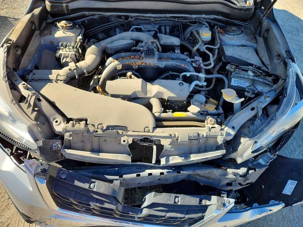 2018 SUBARU FORESTER Premium+CWP — Engine bay