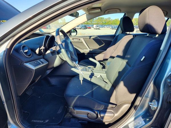 2012 MAZDA 3 Sport/GX — DENT