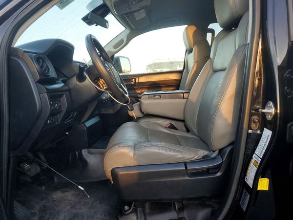 2021 TOYOTA TUNDRA SR5 grade — DENT