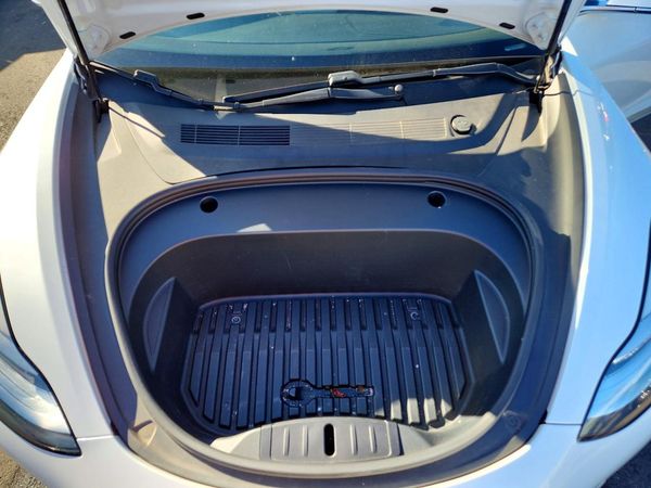 2020 TESLA MODEL 3 — Engine bay