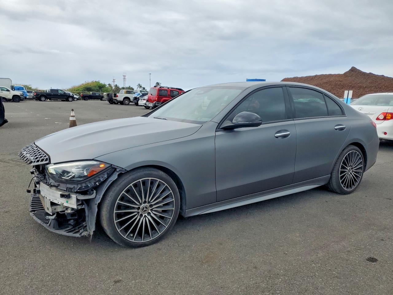 2022 MERCEDES-BENZ C