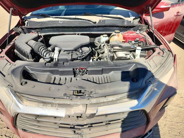 2019 CHEVROLET BLAZER 3LT — Engine bay