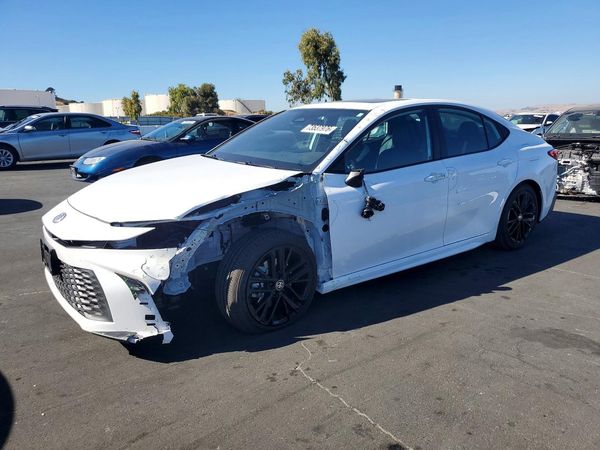 2025 TOYOTA CAMRY — DSFA — Front 3/4