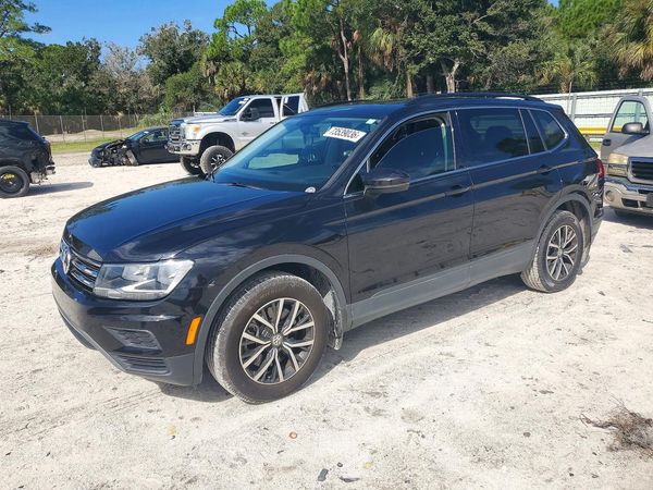 2019 VOLKSWAGEN TIGUAN — Front 3/4