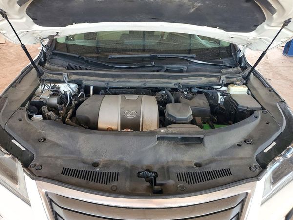 2017 LEXUS RX 350 — Engine bay