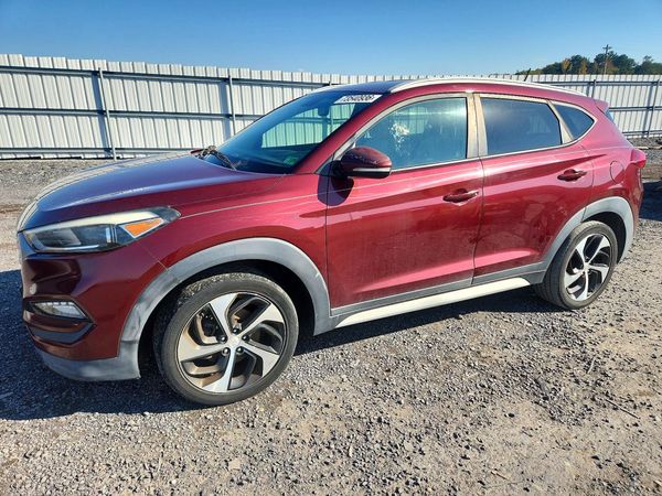 2017 HYUNDAI TUCSON — Front 3/4