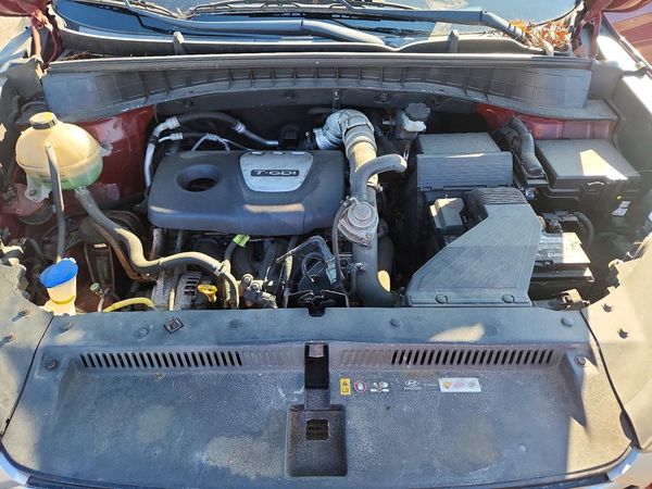2017 HYUNDAI TUCSON — Engine bay