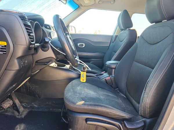 2014 KIA SOUL GL(BASE) — DENT