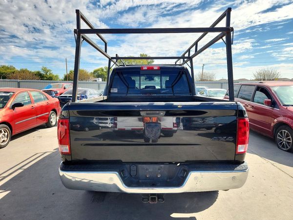 2016 RAM 1500 SLT — DIRR