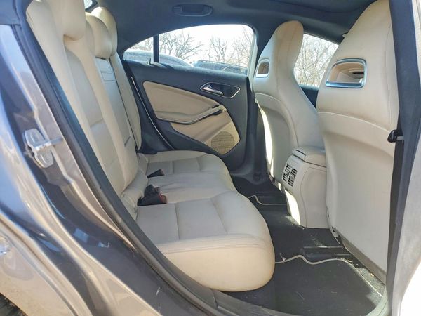 2016 MERCEDES-BENZ CLA
