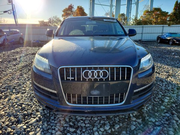 2015 AUDI Q7 Premium Plus — DIRF