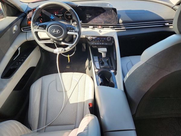 2025 HYUNDAI ELANTRA Limited — CKPT