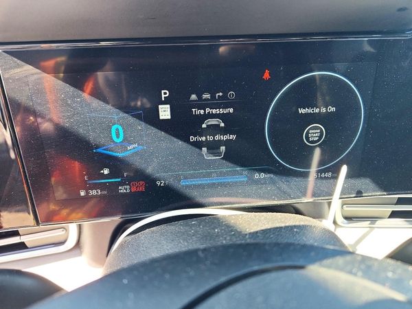 2025 HYUNDAI ELANTRA Limited — ODOM