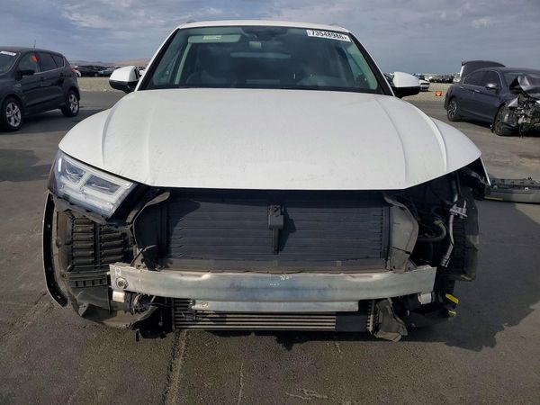 2019 AUDI Q5 quattro Premium Plus — DIRF