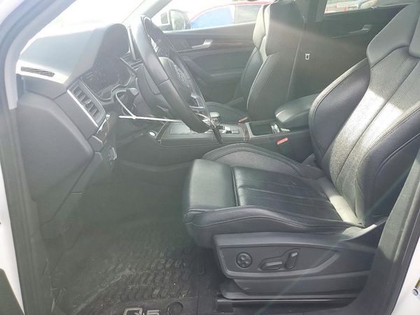 2019 AUDI Q5 quattro Premium Plus — DENT