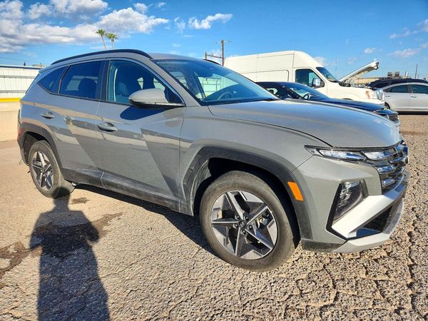 2026 HYUNDAI TUCSON SEL, SEL Plus — Passenger 3/4