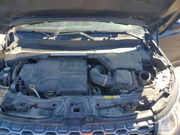 2020 LAND ROVER DISCOVERY SPORT S R-Dynamic — Engine bay