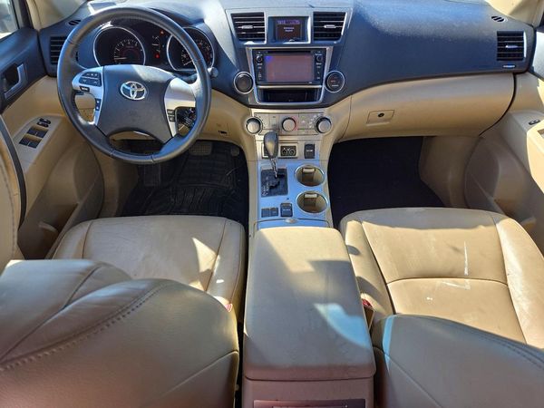 2013 TOYOTA HIGHLANDER Base/Hybrid — CKPT