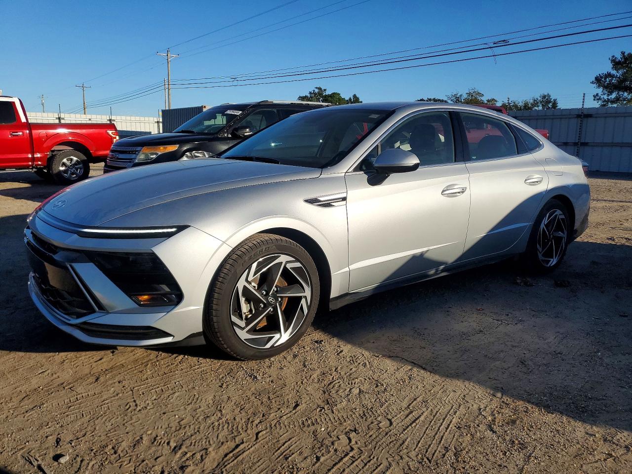 2026 HYUNDAI SONATA SEL Sport — Front 3/4